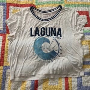 white graphic crop top tshirt!